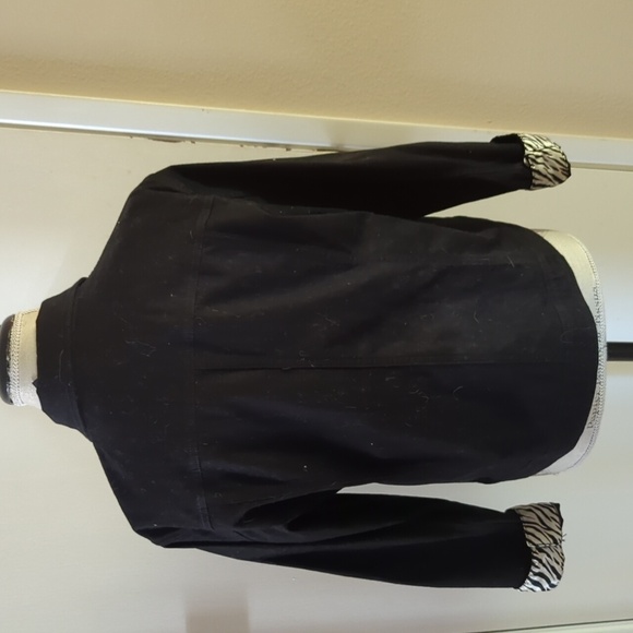 Westbound Black Jean Jacket - Picture 5 of 11